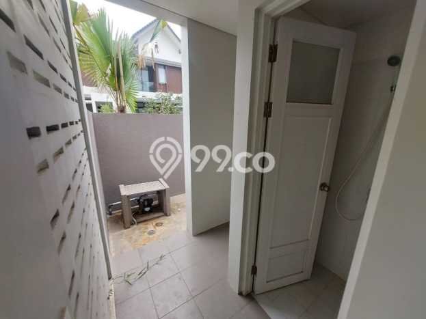 Jual Rumah Mewah Elegan Dengan View Cantik di Podomoro Park Bandung, Bandung Jual Rumah Mewah Elegan Dengan View Cantik di Podomoro Park Bandung, Bandung