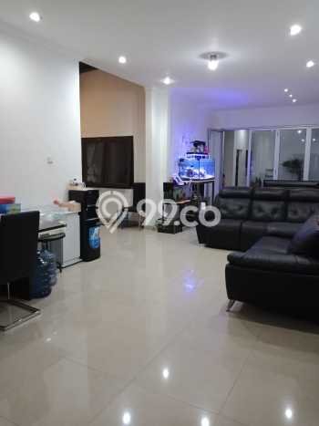Rumah Modern Cantik 5 Kamar Siap Huni di Margahayu Rumah Modern Cantik 5 Kamar Siap Huni di Margahayu