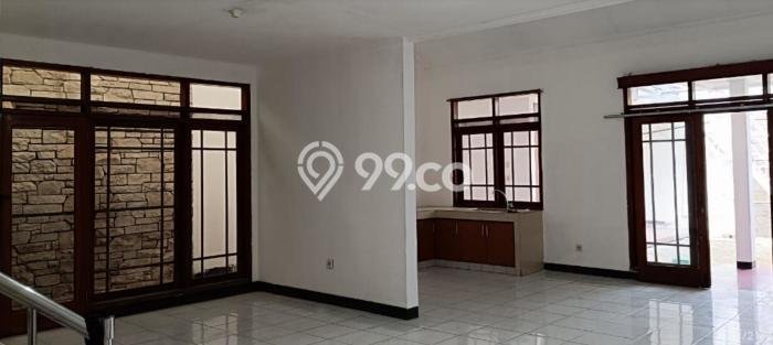 Rumah Mewah LB 200m2 Siap Pakai Desain Elegan di Pasteur, Bandung Rumah Mewah LB 200m2 Siap Pakai Desain Elegan di Pasteur, Bandung