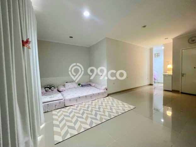 Jual Rumah Mewah Megah Dengan View Eksklusif di Gading Serpong, Tangerang Jual Rumah Mewah Megah Dengan View Eksklusif di Gading Serpong, Tangerang