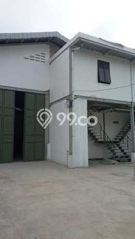AREA KOMERSIAL! Gudang Kawasan , Luas 1080m2m², Akses Utama AREA KOMERSIAL! Gudang Kawasan , Luas 1080m2m², Akses Utama