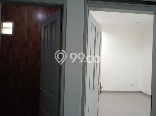 Rumah Elit LB 225m2 Siap Pakai Desain Elegan di Kopo Permai, Bandung Rumah Elit LB 225m2 Siap Pakai Desain Elegan di Kopo Permai, Bandung