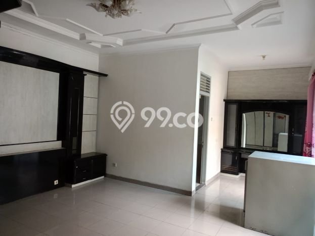 Rumah Elit LB 225m2 Siap Pakai Desain Elegan di Kopo Permai, Bandung Rumah Elit LB 225m2 Siap Pakai Desain Elegan di Kopo Permai, Bandung