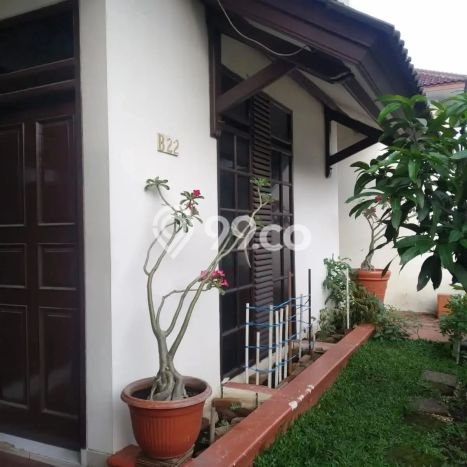 Rumah Luas Asri 6 KT Siap Huni di Kopo Permai Bandung Rumah Luas Asri 6 KT Siap Huni di Kopo Permai Bandung