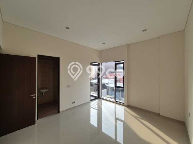 Rumah Minimalis 4 KT di Taman Kopo Indah Bandung Rumah Minimalis 4 KT di Taman Kopo Indah Bandung