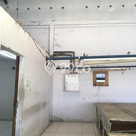 Gudang di Kopo, Luas 800m², Area Bisnis, Jalan Utama Gudang di Kopo, Luas 800m², Area Bisnis, Jalan Utama