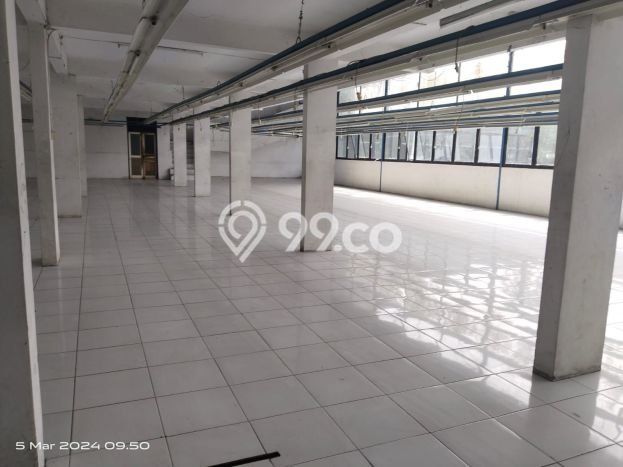Gudang di Kopo, Luas 800m², Area Bisnis, Jalan Utama Gudang di Kopo, Luas 800m², Area Bisnis, Jalan Utama