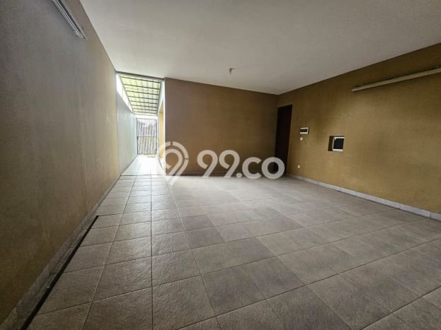 Rumah Sewa Bandung LT 470m2 LB 350m2 Kawasan Kota Baru Parahyangan Rumah Sewa Bandung LT 470m2 LB 350m2 Kawasan Kota Baru Parahyangan