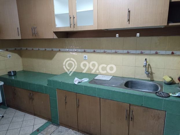 Disewakan! Rumah 5 Kamar Tidur &
3 Kamar Mandi di Kopo Permai, Bandung Disewakan! Rumah 5 Kamar Tidur &
3 Kamar Mandi di Kopo Permai, Bandung