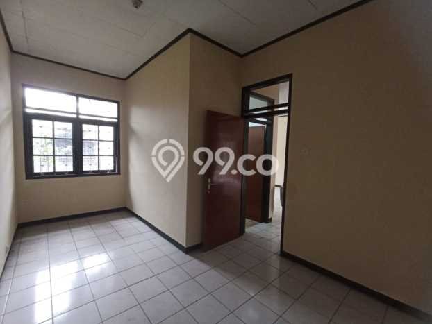 BEST PRICE! Rumah di Kopo Permai, Akses ke Fasilitas, 3 KT, Luas 200m2m² Bangunan 180m2m² BEST PRICE! Rumah di Kopo Permai, Akses ke Fasilitas, 3 KT, Luas 200m2m² Bangunan 180m2m²