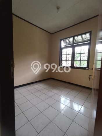 BEST PRICE! Rumah di Kopo Permai, Akses ke Fasilitas, 3 KT, Luas 200m2m² Bangunan 180m2m² BEST PRICE! Rumah di Kopo Permai, Akses ke Fasilitas, 3 KT, Luas 200m2m² Bangunan 180m2m²