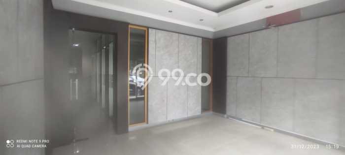 Area Strategis! Disewakan Ruko Lokasi Kelapa Gading, Jakarta Utara Cocok untuk Bisnis Area Strategis! Disewakan Ruko Lokasi Kelapa Gading, Jakarta Utara Cocok untuk Bisnis