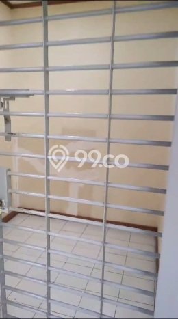 Ruko Disewa di Gambir, Jakarta Pusat, LT 87m2 / LB 240m2 Ruko Disewa di Gambir, Jakarta Pusat, LT 87m2 / LB 240m2