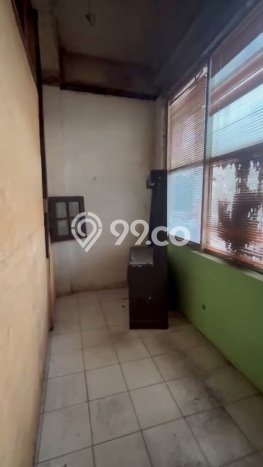 Unit Ruko Dijual di Jakarta Selatan LT 141m2 & LB 80m2 Unit Ruko Dijual di Jakarta Selatan LT 141m2 & LB 80m2