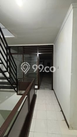 Ruko Disewakan di Sunter, Luas 200m², Lokasi Komersial, Jalan Strategis Ruko Disewakan di Sunter, Luas 200m², Lokasi Komersial, Jalan Strategis