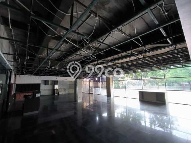 Dijual! Komersial di Setiabudi Jakarta Selatan LT 1065m2 / LB 2252m2 Kawasan Strategis Dijual! Komersial di Setiabudi Jakarta Selatan LT 1065m2 / LB 2252m2 Kawasan Strategis