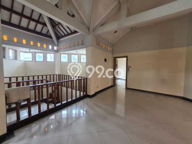 Disewakan Rumah Murah di Rawamangun Jakarta Timur dengan 4 KT Disewakan Rumah Murah di Rawamangun Jakarta Timur dengan 4 KT