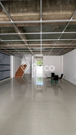 Unit Komersial Dijual di Jakarta Timur LT 226m2 & LB 558m2 Unit Komersial Dijual di Jakarta Timur LT 226m2 & LB 558m2