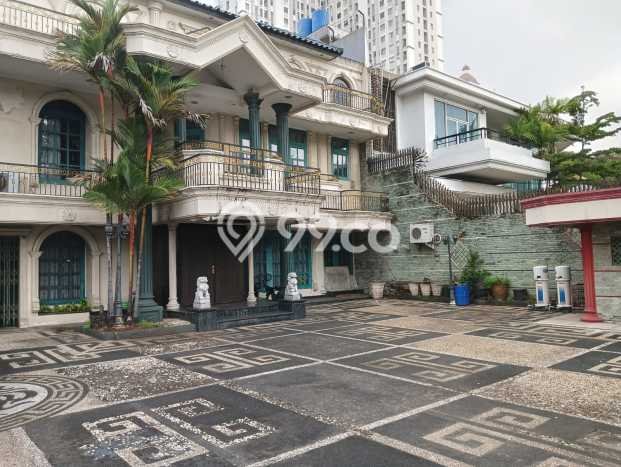 Hunian Mewah LB 1107m2 Siap Huni Desain Elegan di Sunter, Jakarta Utara Hunian Mewah LB 1107m2 Siap Huni Desain Elegan di Sunter, Jakarta Utara