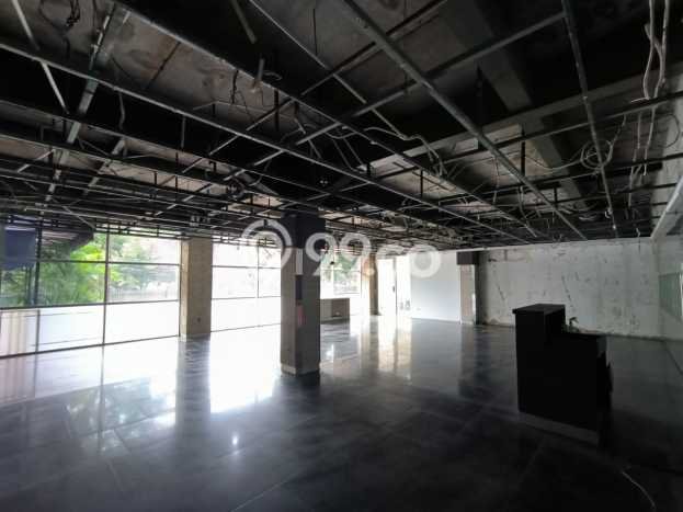 Dijual! Komersial di Setiabudi Jakarta Selatan LT 1065m2 / LB 2252m2 Kawasan Strategis Dijual! Komersial di Setiabudi Jakarta Selatan LT 1065m2 / LB 2252m2 Kawasan Strategis