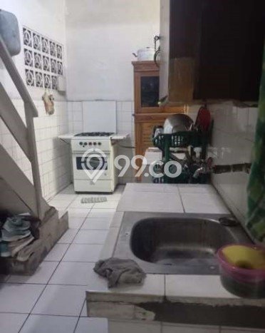 Dijual Rumah Premium dengan Fasilitas Sekitar Komplit di Menteng, Jakarta Pusat Dijual Rumah Premium dengan Fasilitas Sekitar Komplit di Menteng, Jakarta Pusat