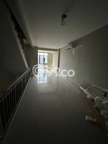 Ruko Dijual di Cakung Jakarta Timur dengan LB 300m2 Ruko Dijual di Cakung Jakarta Timur dengan LB 300m2
