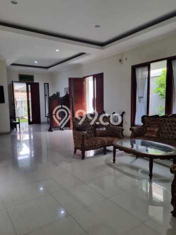 HUNIAN PREMIUM! Rumah kawasan Cempaka Putih, 5 KM, Kawasan Prospektif, Luas 350m² Bangunan 300m² HUNIAN PREMIUM! Rumah kawasan Cempaka Putih, 5 KM, Kawasan Prospektif, Luas 350m² Bangunan 300m²