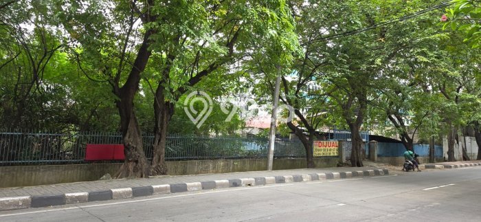 Unit Pabrik Dijual di Jakarta Utara LT 4275m2 & LB 1000m2 Unit Pabrik Dijual di Jakarta Utara LT 4275m2 & LB 1000m2