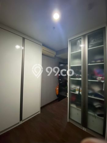 Hunian Apartemen High-Class untuk Dijual di Jakarta Barat dengan 3 BR & 2 Kamar Mandi Hunian Apartemen High-Class untuk Dijual di Jakarta Barat dengan 3 BR & 2 Kamar Mandi