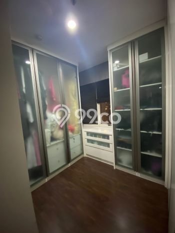 Hunian Apartemen High-Class untuk Dijual di Jakarta Barat dengan 3 BR & 2 Kamar Mandi Hunian Apartemen High-Class untuk Dijual di Jakarta Barat dengan 3 BR & 2 Kamar Mandi