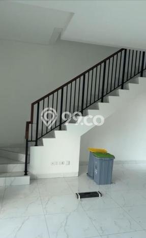 Rumah Minimalis 3 Kamar LT 156m2 di Modernland Rumah Minimalis 3 Kamar LT 156m2 di Modernland