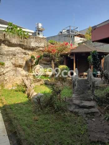 Rumah Bagus di Setra Sari, Bandung, Luas 750m2m² LB 350m2m² DIJUAL CEPAT! Rumah Bagus di Setra Sari, Bandung, Luas 750m2m² LB 350m2m² DIJUAL CEPAT!