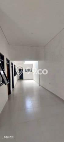 Rumah Modern Cantik 4 Kamar Bisa Langsung Pindah di Bojongloa Kaler Rumah Modern Cantik 4 Kamar Bisa Langsung Pindah di Bojongloa Kaler