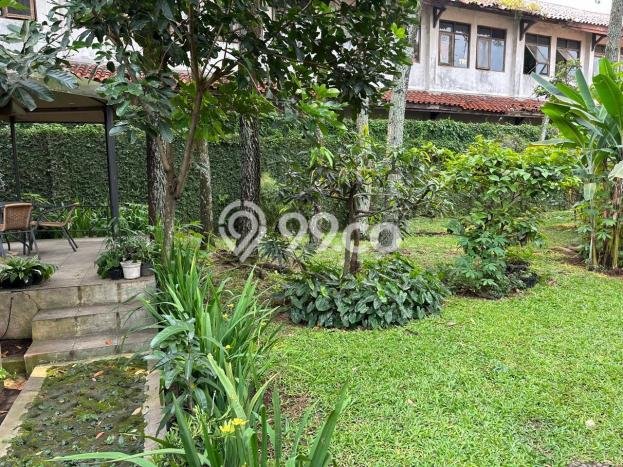 Hunian Mewah Siap Huni LT 1060m2 di Babakan Ciparay, Bandung Hunian Mewah Siap Huni LT 1060m2 di Babakan Ciparay, Bandung