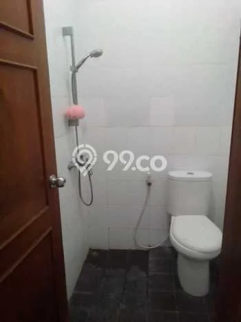 Jarang Ada! Rumah Sewa 4 Kamar Bagus Siap Huni Setra Duta Jarang Ada! Rumah Sewa 4 Kamar Bagus Siap Huni Setra Duta