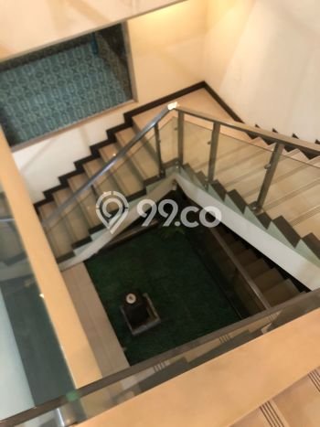 Hunian Mewah LB 180m2 Siap Huni Desain Elegan di Sunter, Jakarta Utara Hunian Mewah LB 180m2 Siap Huni Desain Elegan di Sunter, Jakarta Utara