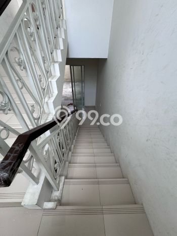 Siap Huni Rumah Mewah 4 Kamar di Cakung Dekat ke Mana Saja Siap Huni Rumah Mewah 4 Kamar di Cakung Dekat ke Mana Saja
