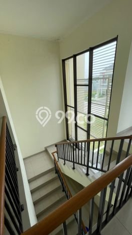 For Sale! Luxury House LT 200m2 Desain Elegan di harapan indah For Sale! Luxury House LT 200m2 Desain Elegan di harapan indah