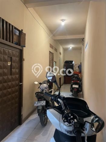 Unit Kost Dijual di Kebayoran Baru dengan 12 Kamar Tidur & Luas Bangunan 160m2 Unit Kost Dijual di Kebayoran Baru dengan 12 Kamar Tidur & Luas Bangunan 160m2