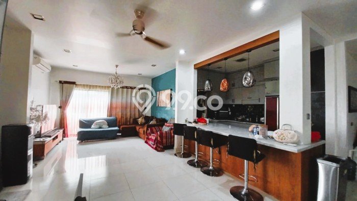 For Sale! Premium House LT 236m2 Desain Modern di Jakarta Garden City For Sale! Premium House LT 236m2 Desain Modern di Jakarta Garden City