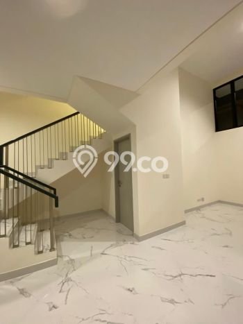 For Sale Rumah 3 Kamar Lokasi Strategis Bagus dan Strategis di Cakung For Sale Rumah 3 Kamar Lokasi Strategis Bagus dan Strategis di Cakung