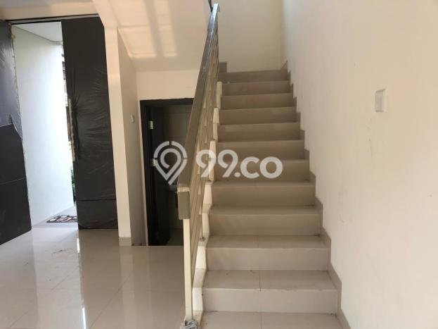 Jarang Ada! Rumah Sewa 4 Kamar Nyaman Siap Huni Jakarta Garden City Jarang Ada! Rumah Sewa 4 Kamar Nyaman Siap Huni Jakarta Garden City
