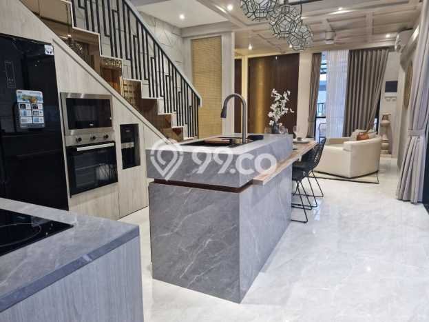 Ready to Use! Premium House LT 140m2 Desain Modern di Jakarta Garden City Ready to Use! Premium House LT 140m2 Desain Modern di Jakarta Garden City