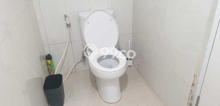 Siap Huni Hunian Elit 4 Kamar di Cakung Dekat ke Mana Saja Siap Huni Hunian Elit 4 Kamar di Cakung Dekat ke Mana Saja