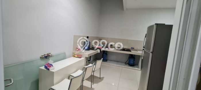Rumah 4 KT 4 KM Lokasi Strategis di Taman Palem, Jakarta Barat Rumah 4 KT 4 KM Lokasi Strategis di Taman Palem, Jakarta Barat