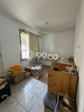 Rumah Asri area Daan Mogot, 3 KT, Area Tenang, Luas 120m² Bangunan 160m² Rumah Asri area Daan Mogot, 3 KT, Area Tenang, Luas 120m² Bangunan 160m²