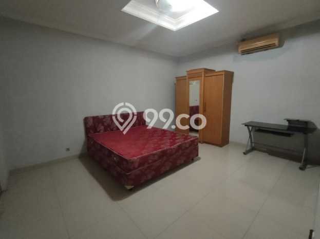 Rumah Modern Minimalis 4 Kamar Siap Huni di Serpong Utara Rumah Modern Minimalis 4 Kamar Siap Huni di Serpong Utara