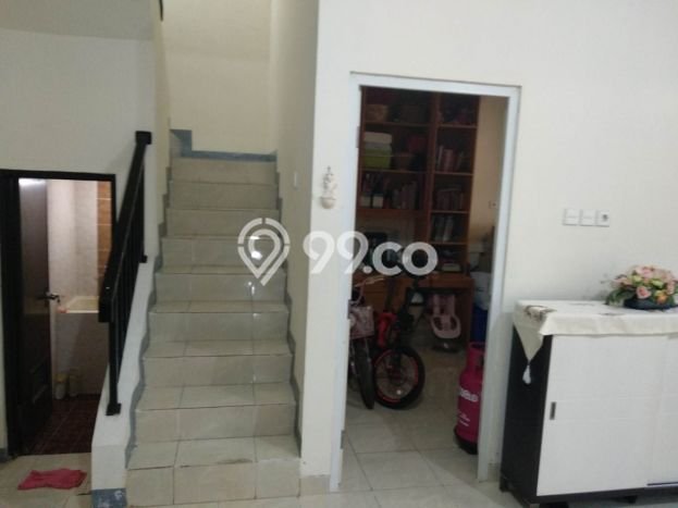 Rumah Luxury Modern Siap Huni di Taman Surya Jakarta Barat Rumah Luxury Modern Siap Huni di Taman Surya Jakarta Barat