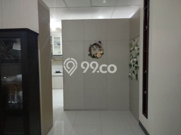 Rumah Luxury Modern Siap Huni di Taman Surya Jakarta Barat Rumah Luxury Modern Siap Huni di Taman Surya Jakarta Barat