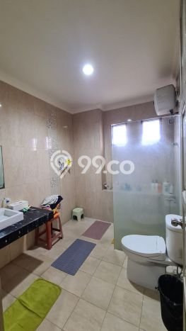 Rumah di Daan Mogot, Jakarta Barat, LT 144m² Bangunan 260m² Rumah di Daan Mogot, Jakarta Barat, LT 144m² Bangunan 260m²